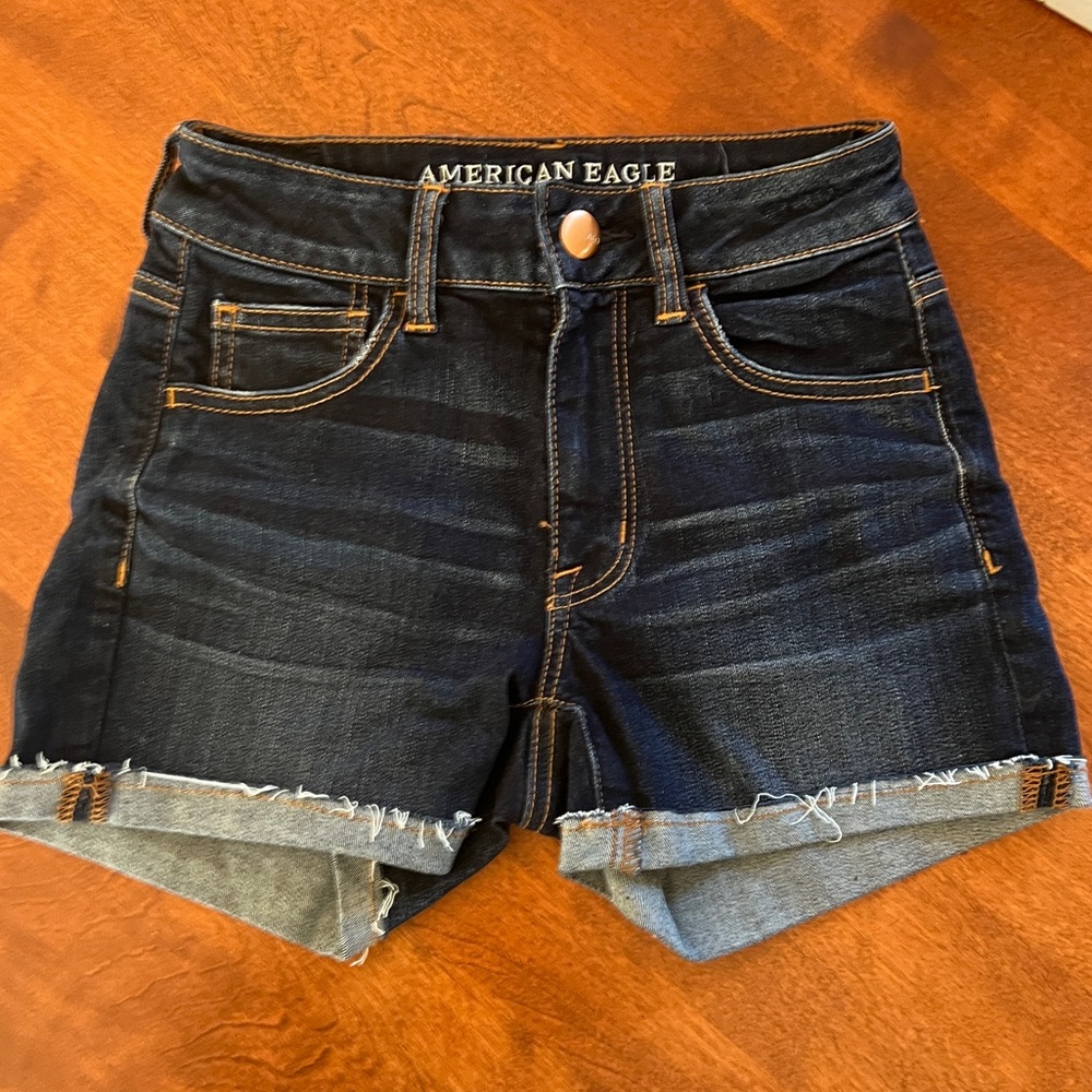 AE High rise shorts